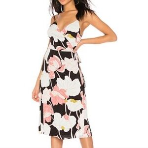 Cupcakes and Cashmere Chayene Floral Print Sleeveless Wrap Dress Size Small